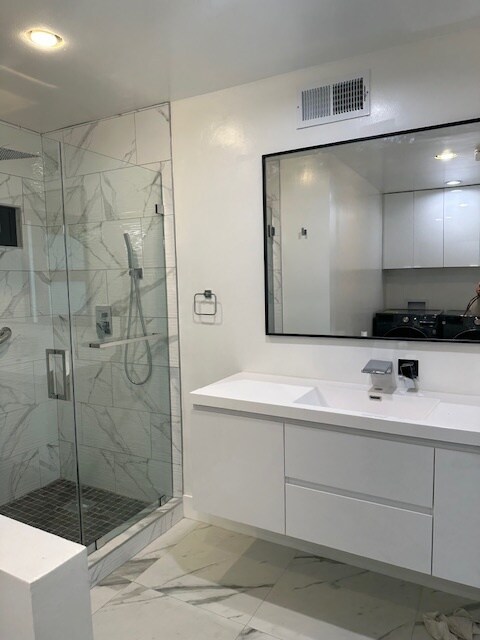 Building Photo - 22421 Mulholland Dr