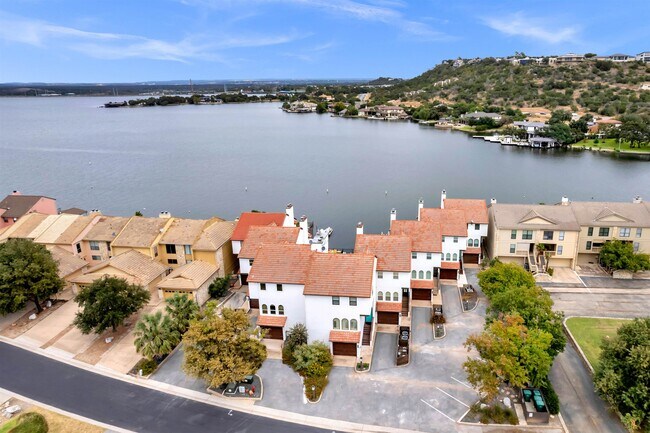 Primary Photo - 415 Horseshoe Bay N Blvd