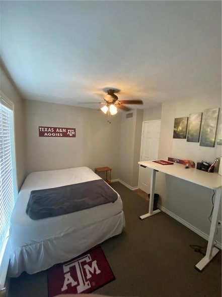 Building Photo - 300 Cooner St