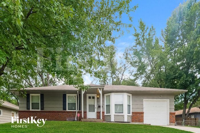 Primary Photo - 8207 E 85 St