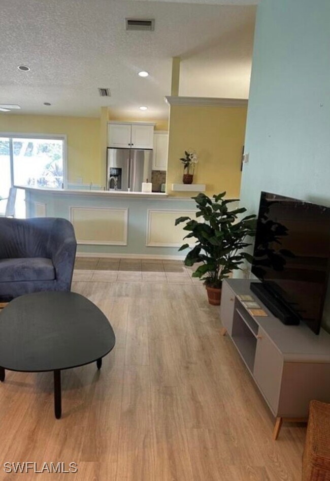 Building Photo - 121 Ginger Rd