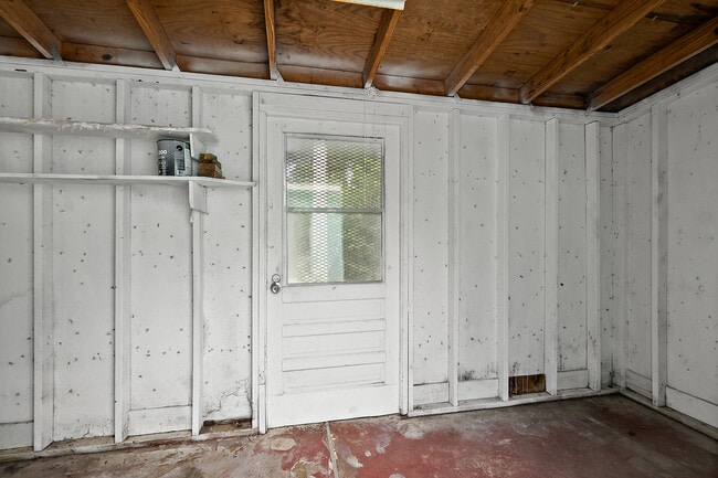 Building Photo - 626 Magnolia Ave