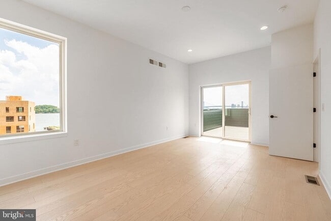Building Photo - 3029 Bridgeview walk