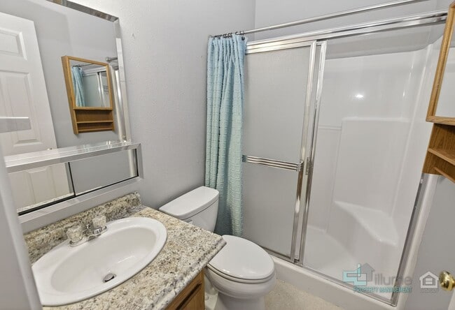 Building Photo - 1-Bed/1-Bath Cozy Living in the Heart of Sandy