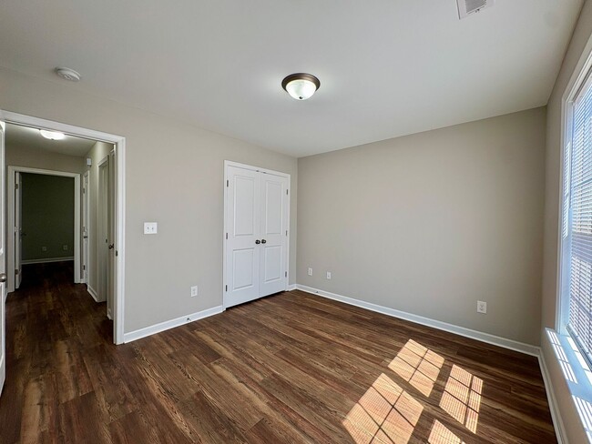 Building Photo - One Story 3 Bedroom 2 Bath Brand New