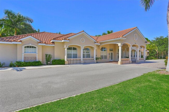 Building Photo - 4458 Corso Venetia Blvd