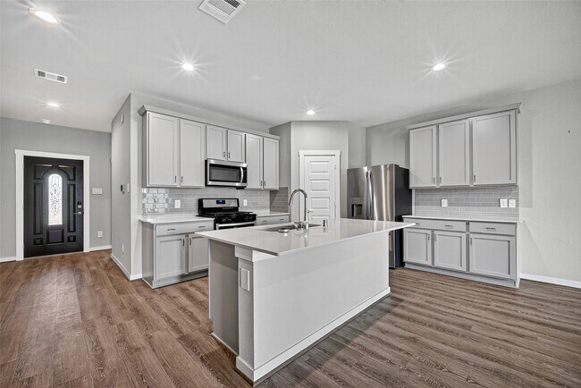 Building Photo - 13126 Lago Acero