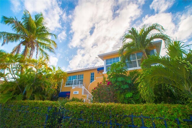 Primary Photo - 8144 Harding Ave