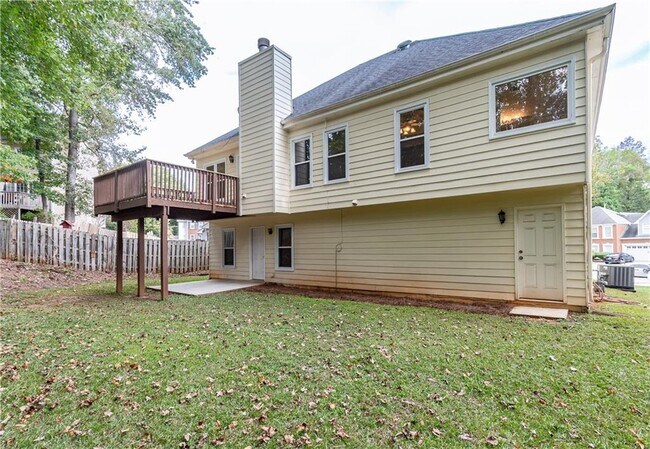 Building Photo - 705 Oxford Crest Ct NW