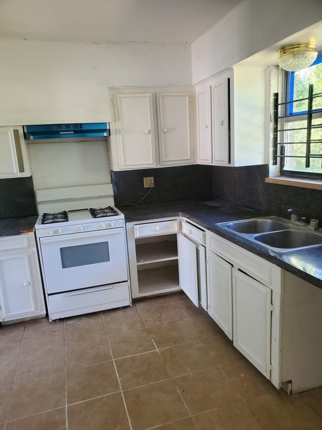 Building Photo - 4418 Gallagher Dr