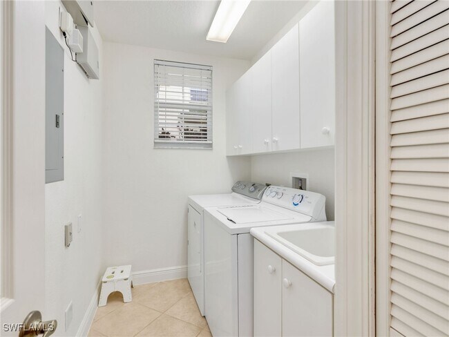 Building Photo - 600 Vintage Reserve Ln