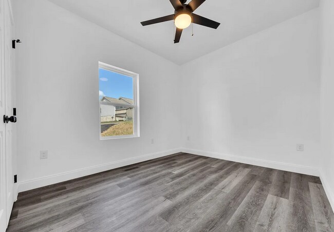 Building Photo - ENJOY LIVING IN A BRAND NEW HOME!!!!