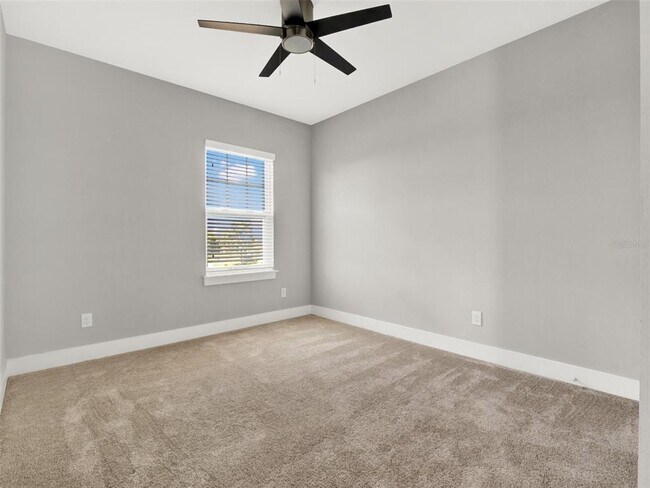 Building Photo - 13782 Grignard Aly