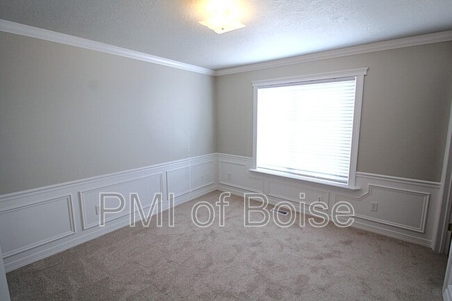 Building Photo - 78 S Chase St