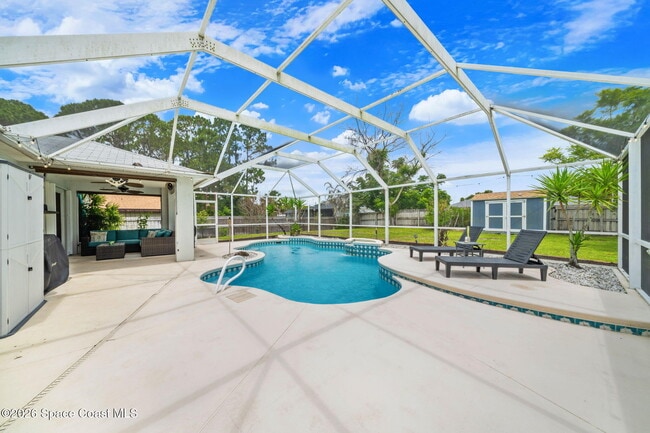 Building Photo - 831 Koln Ct NW