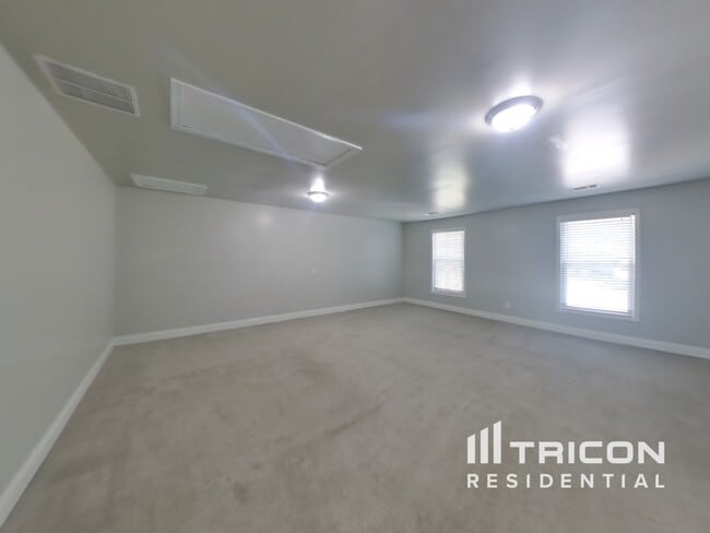 Building Photo - 2875 Brookton Ln SE