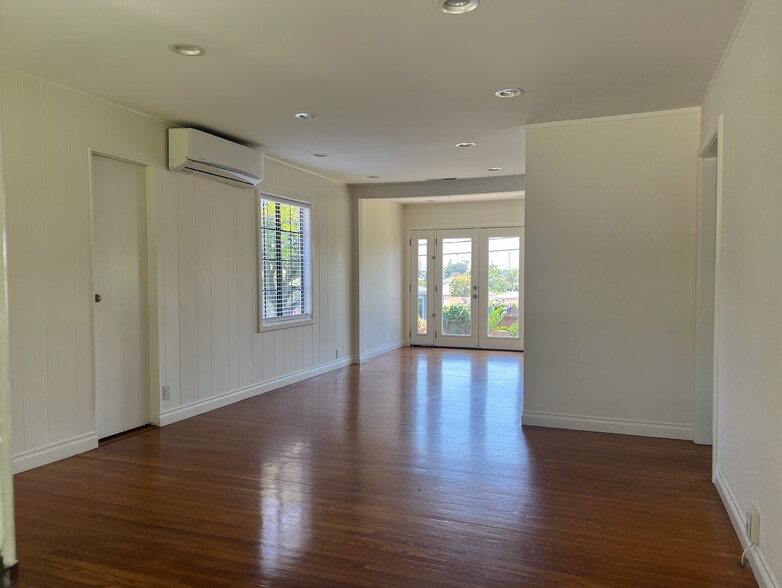 Building Photo - 7884 Boeing Ave