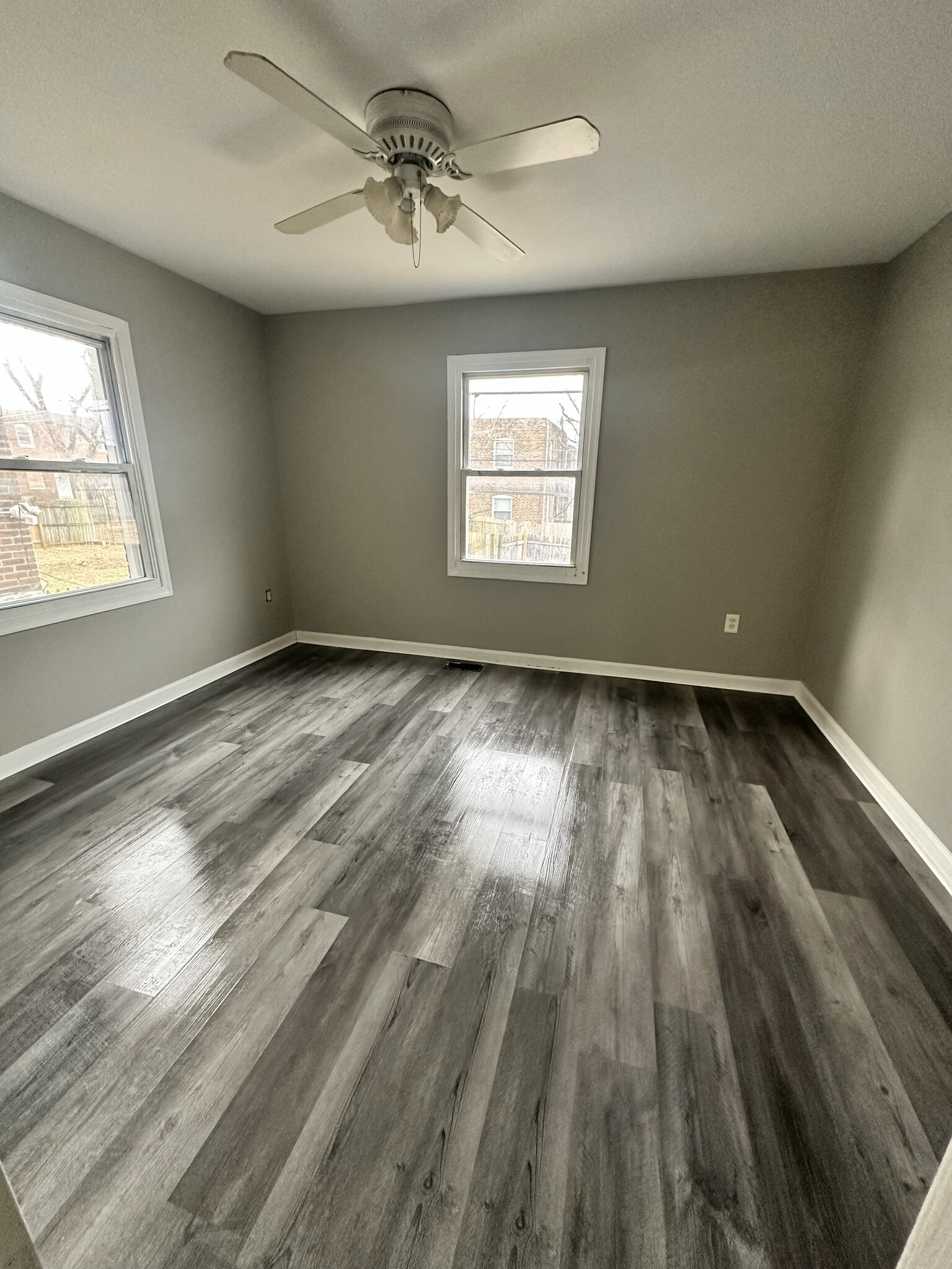 Building Photo - 3428 6th St