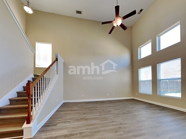 Building Photo - 1009 Turtle Dove Ln