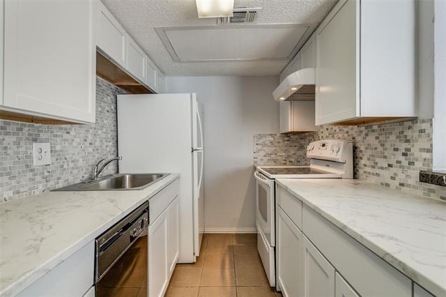 Building Photo - 4044 Buena Vista St