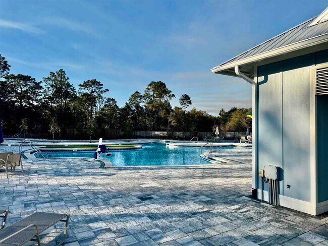 Building Photo - 8057 Fir Tree Dr