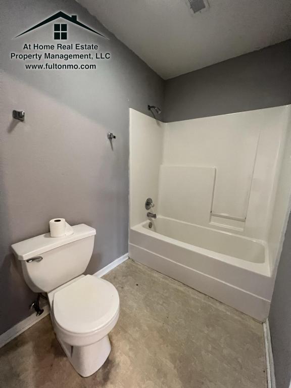 Building Photo - 1012 Boulder Court