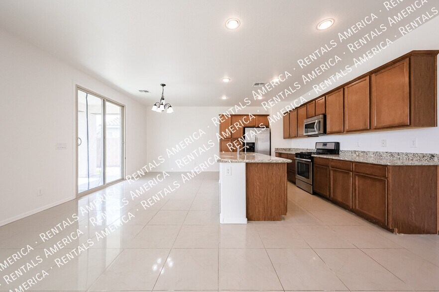 Building Photo - 20977 E Via De Olivos