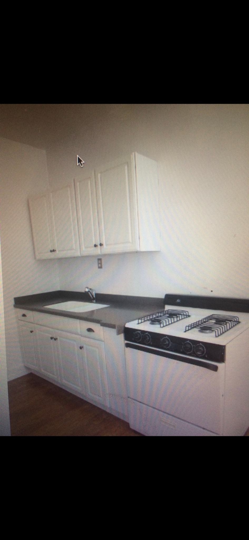 Kitchen - 805 Flemington St