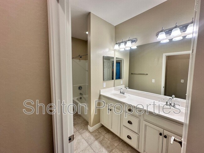 Building Photo - 28394 N 132nd Ave.