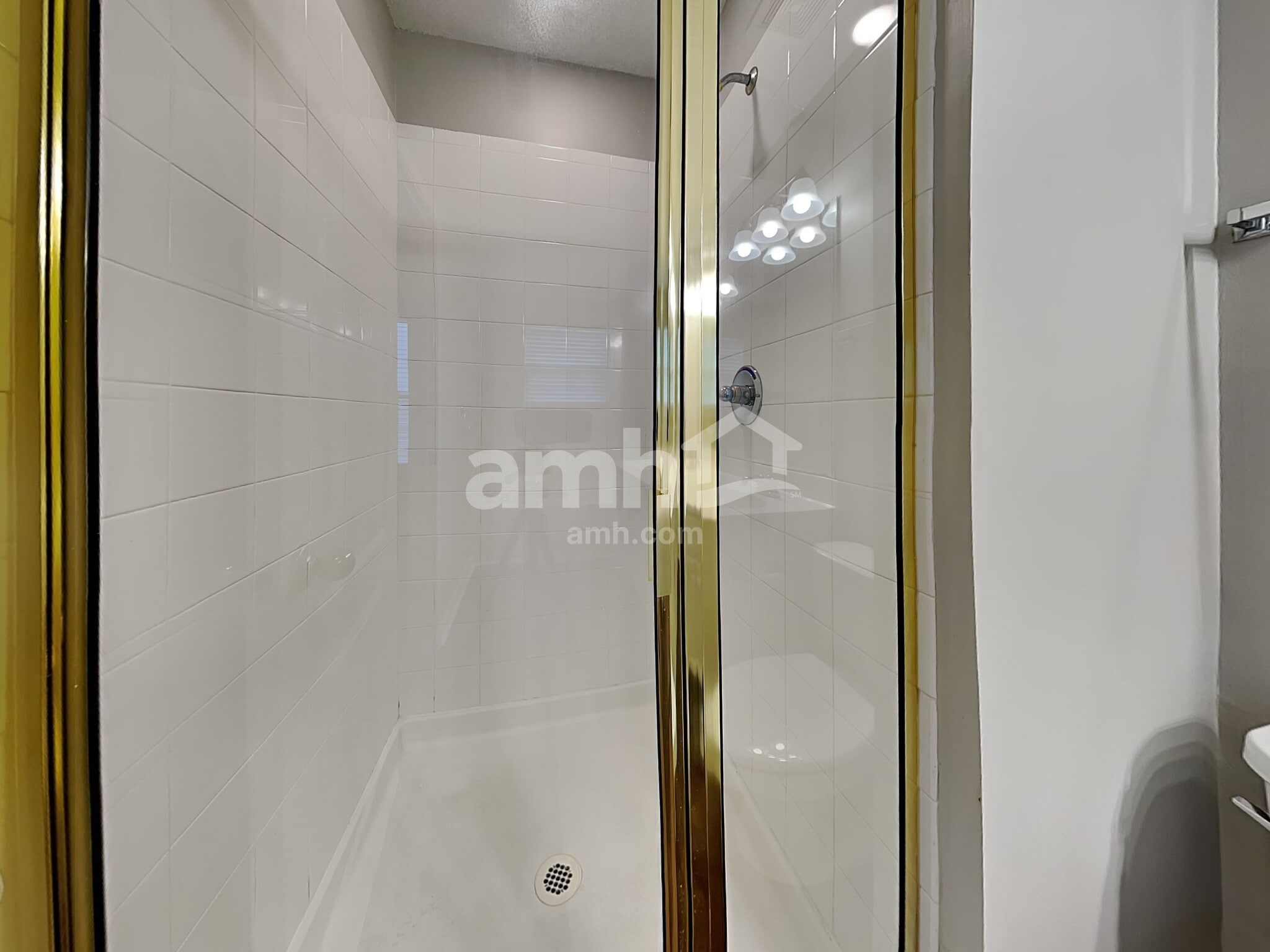 Building Photo - 6902 Brachnell View Dr