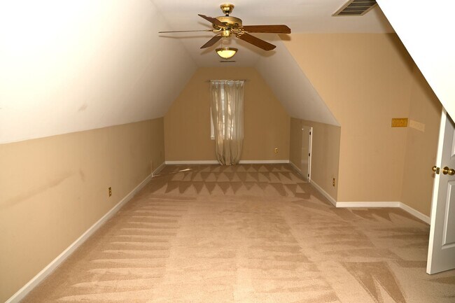 Building Photo - W. Burlington