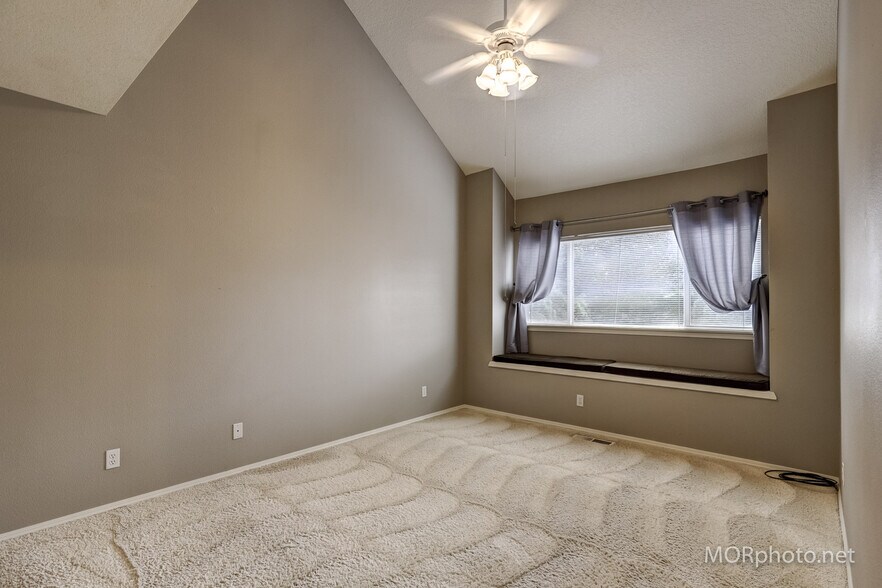 Building Photo - 12840 SW Harlequin Dr
