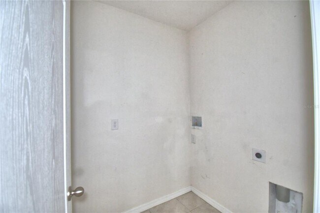 Building Photo - 5628 Siltstone St