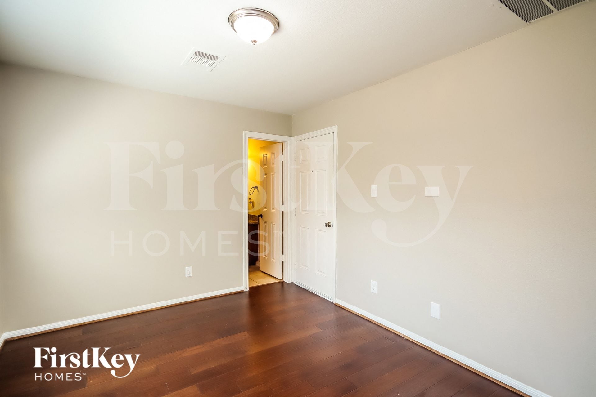 Building Photo - 10738 Clearview Villa Pl