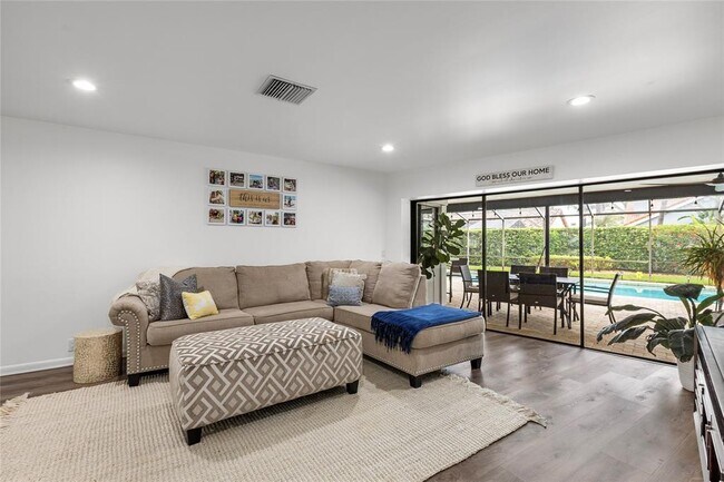 Building Photo - 4117 Crosswater Dr