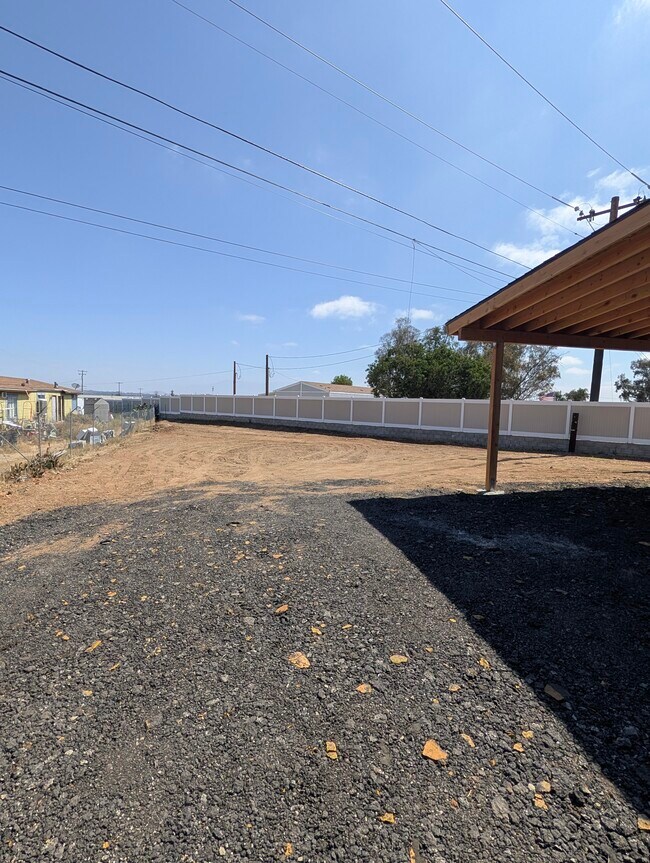 Building Photo - 25874 CA-74
