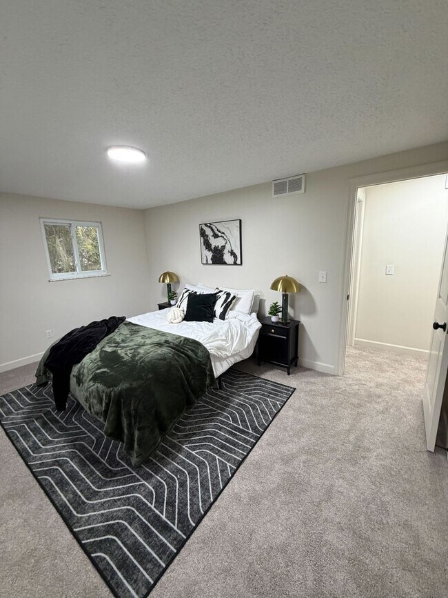 Building Photo - GREAT Home in Pickerington!