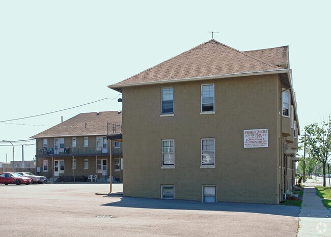 Building Photo - 2271-2277 Elmwood Ave