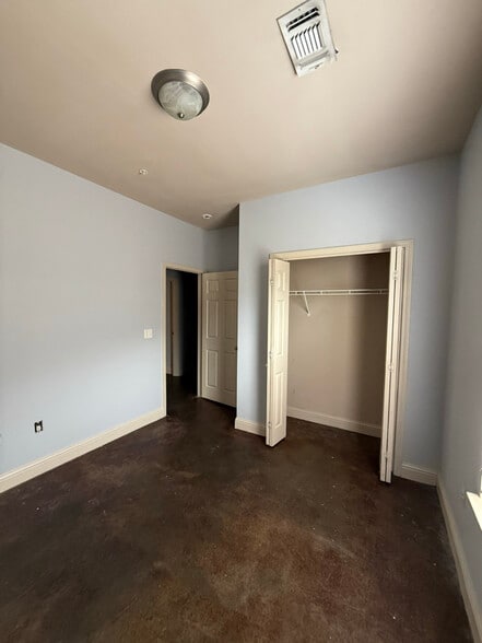 Building Photo - 2948 Magnolia Ct