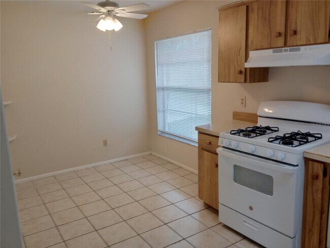 Building Photo - 2655 Sumba Ave