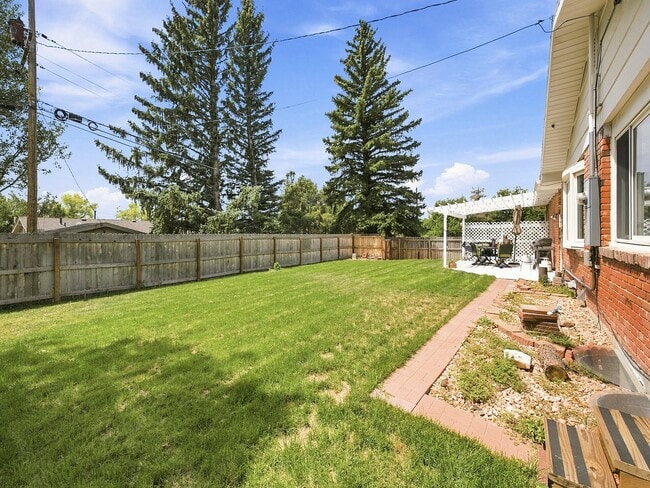 Building Photo - 513 Harvard Ln