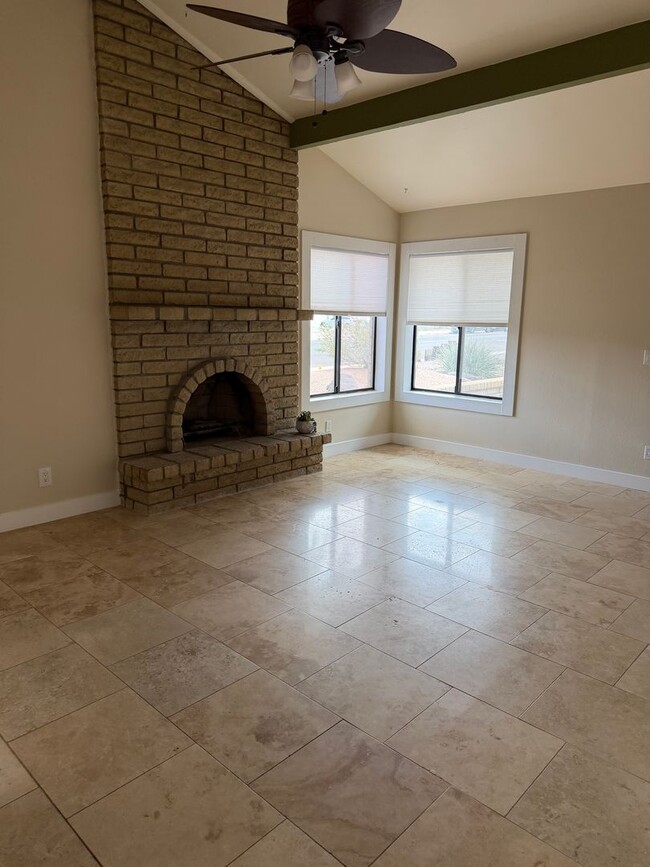 Building Photo - Beautiful 3bedroom/1.75 bathrooms, Corner Lot with RV Gate with Lush Backyard