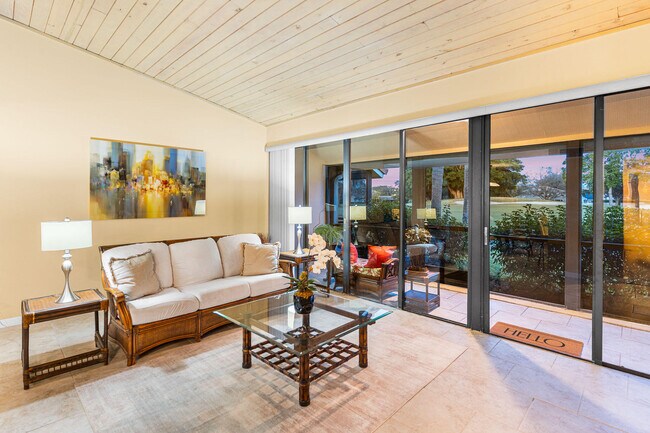 Building Photo - 229 Old Meadow Way