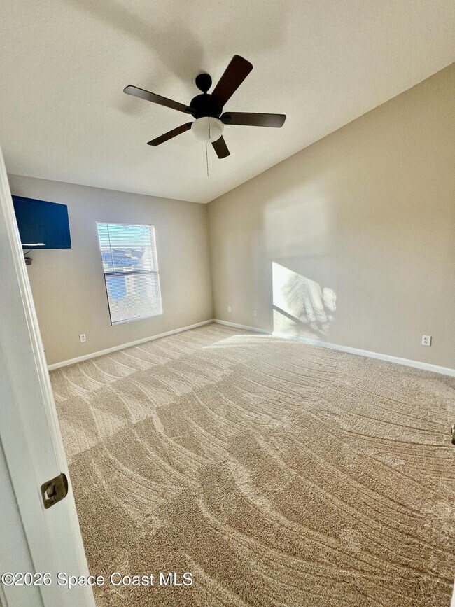 Building Photo - 855 Luminary Cir