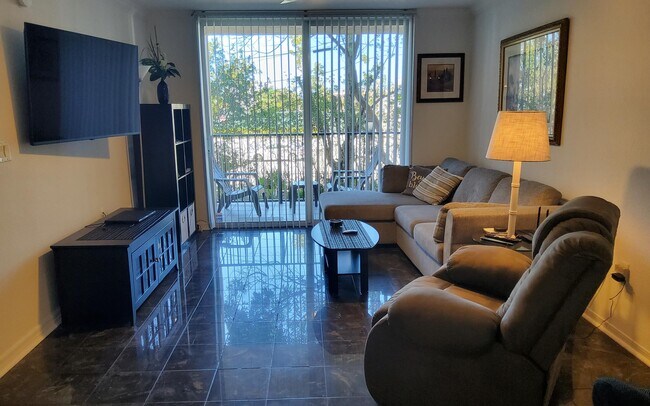 Building Photo - 1801 N Flagler Dr
