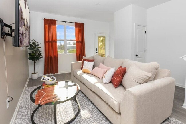 Building Photo - Wide Open Spaces - 3 Bedroom 1.5 Bath Half Double