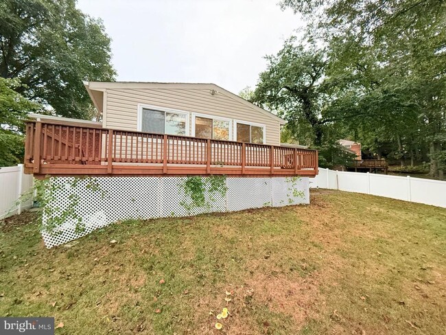 Building Photo - 6910 Fern Pl