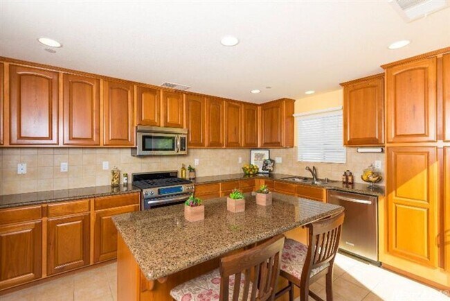 Building Photo - Beautiful Two Story Home | 4 Bedrooms | 3 Bathrooms | 2,108 Sq. Ft. | Gated Community