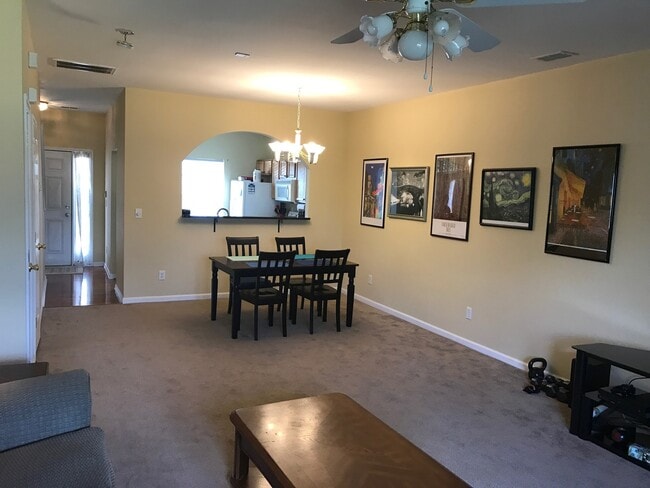 Building Photo - 2224 Winthrop Chase Dr