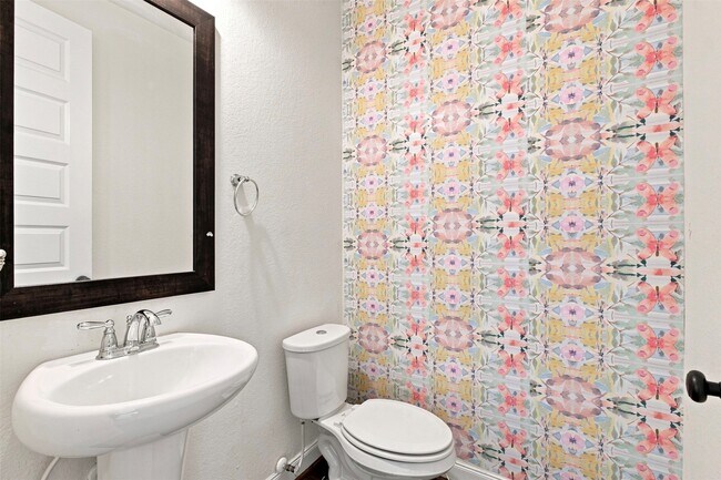 Building Photo - 3020 Rocky Canyon Dr
